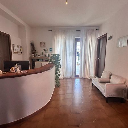 Bed and Breakfast Giorgia Airport 2 Fiumicino Exterior foto